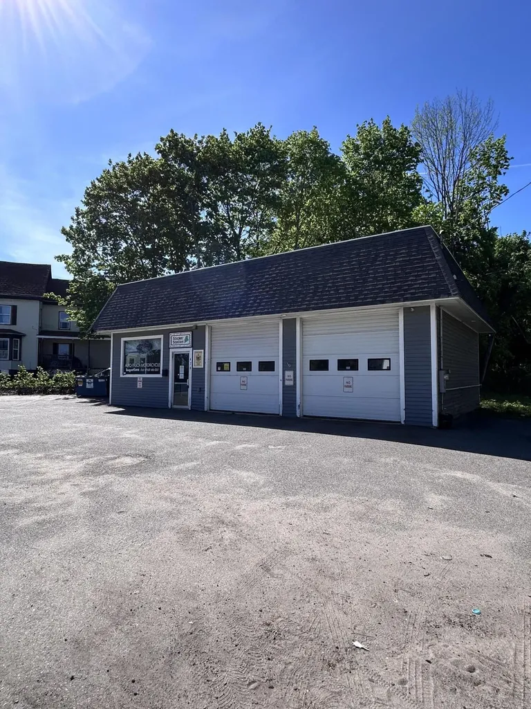 474 Main Street Westbrook ME 04092