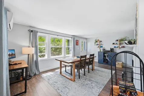 77 Lunt Road Falmouth ME 04105