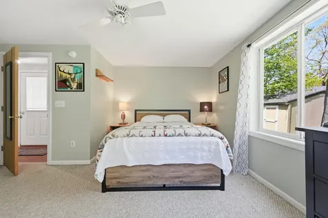 77 Lunt Road Falmouth ME 04105