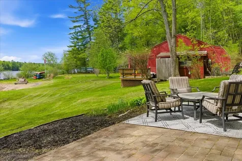 5 Cliff Lane Poland ME 04274