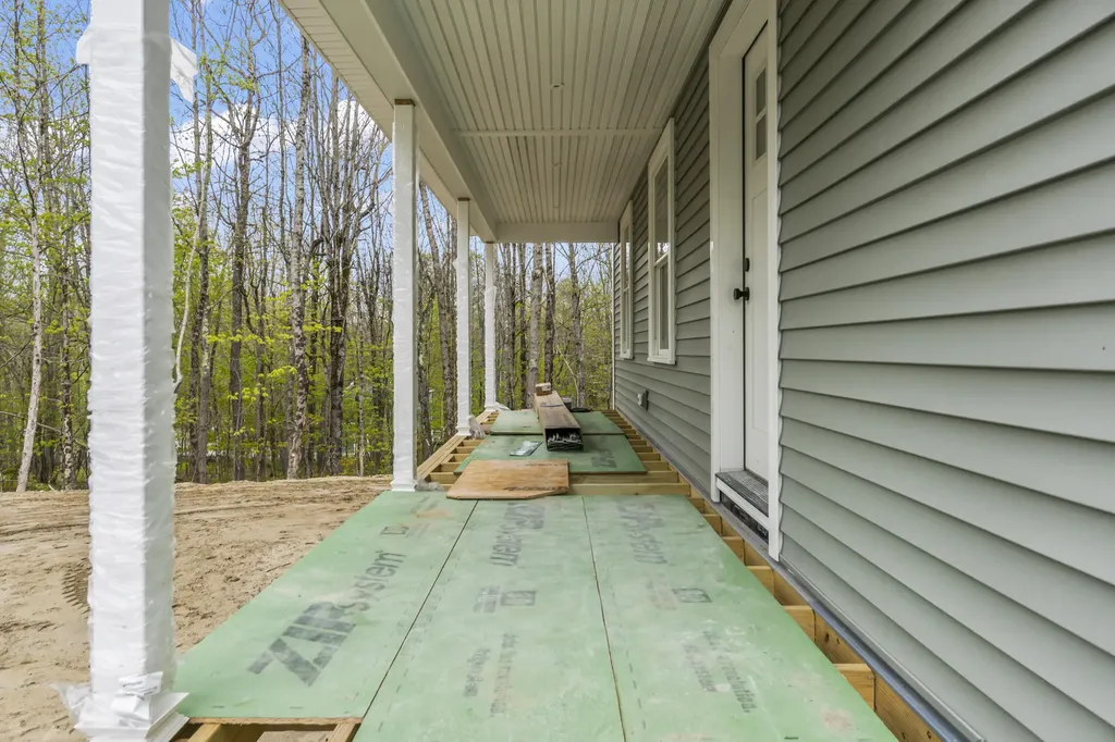 21 Riley Ridge Lane Litchfield ME 04350