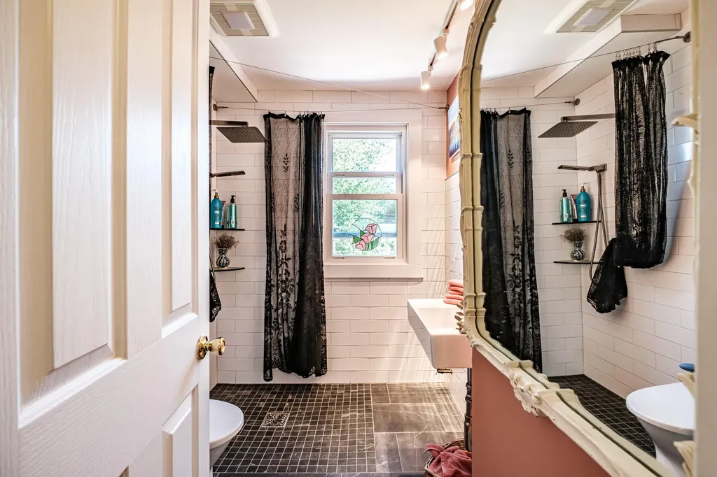 11 Glen Haven Road E Portland ME 04102
