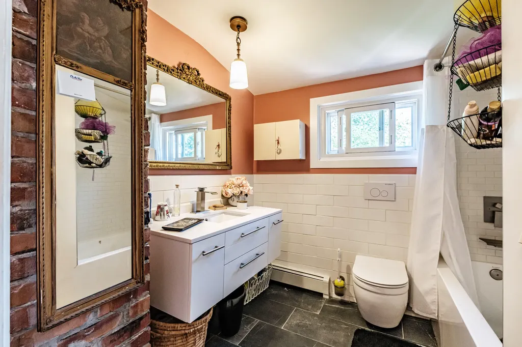 11 Glen Haven Road E Portland ME 04102