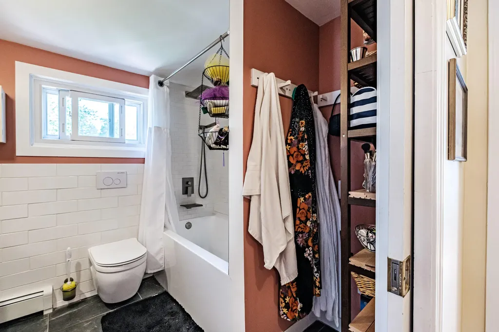 11 Glen Haven Road E Portland ME 04102