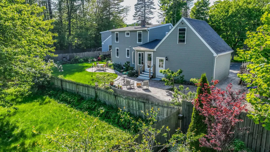 11 Glen Haven Road E Portland ME 04102