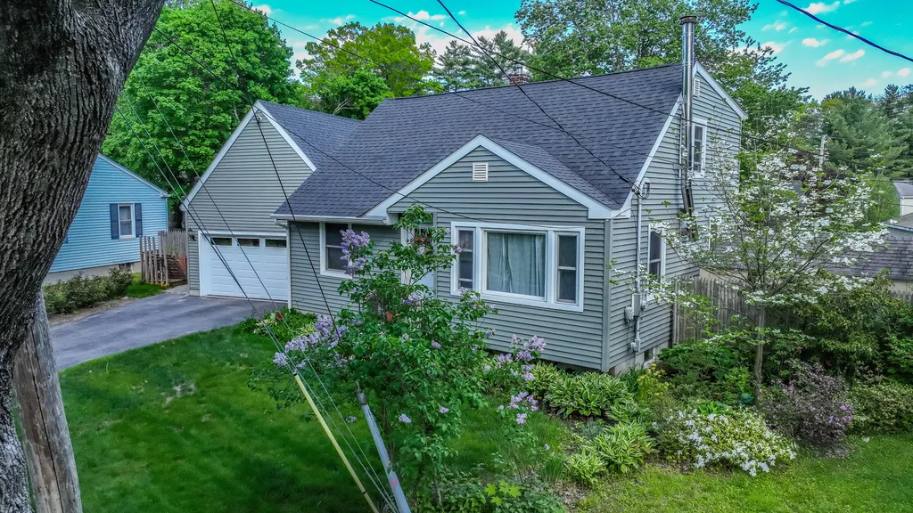11 Glen Haven Road E Portland ME 04102
