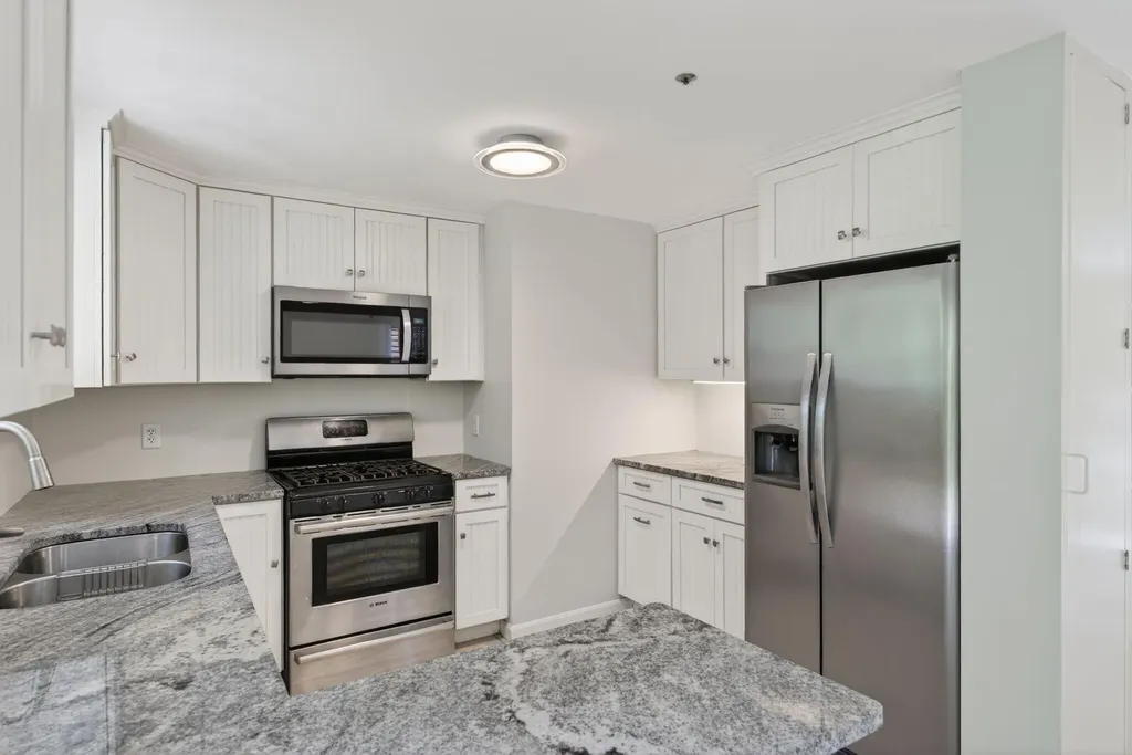 14 Willow Grove Road Brunswick ME 04011