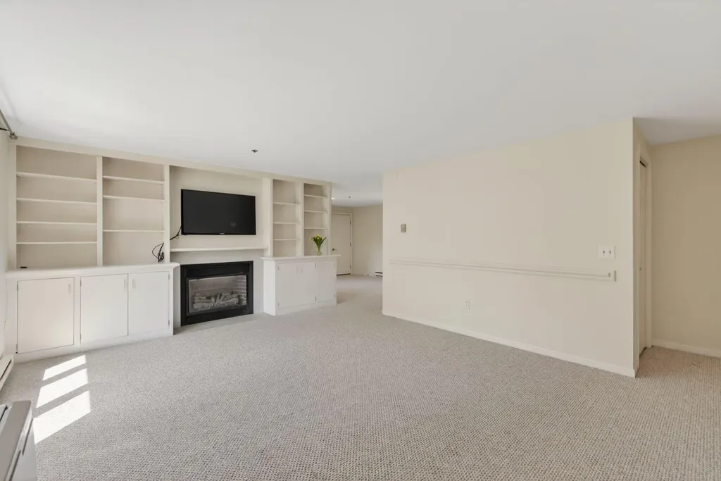 14 Willow Grove Road Brunswick ME 04011