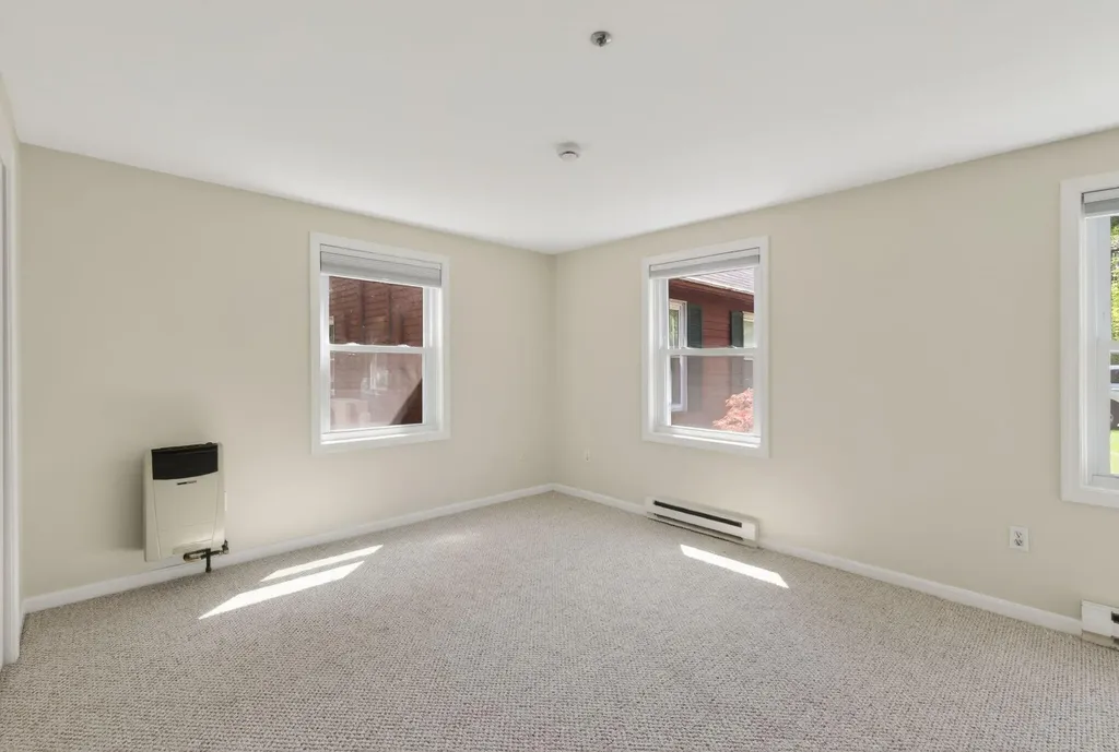 14 Willow Grove Road Brunswick ME 04011