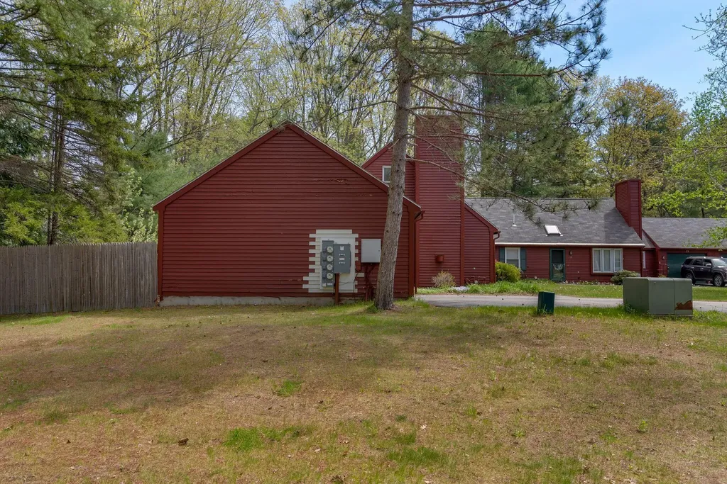 14 Willow Grove Road Brunswick ME 04011
