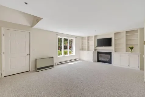 14 Willow Grove Road Brunswick ME 04011