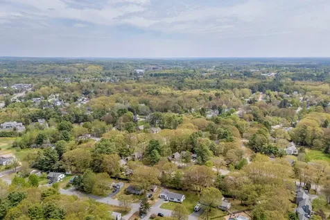 14 Willow Grove Road Brunswick ME 04011