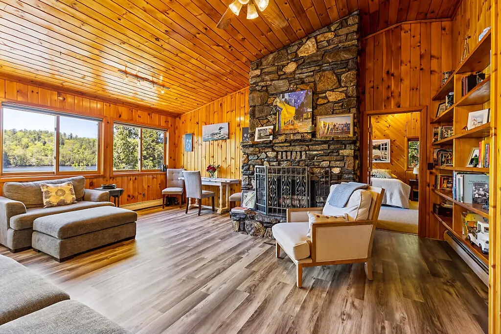 38 S Upper Narrows Lane Winthrop ME 04364