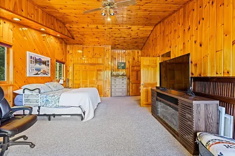 38 S Upper Narrows Lane Winthrop ME 04364