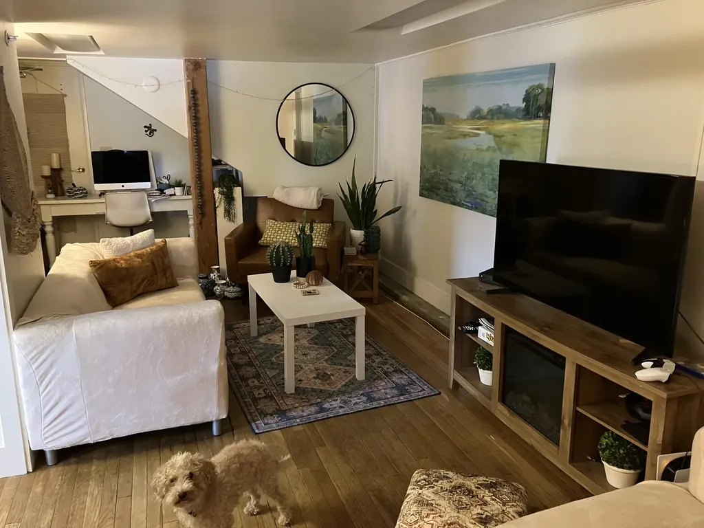 11 Water Street Damariscotta ME 04543
