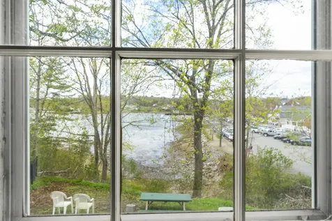 11 Water Street Damariscotta ME 04543