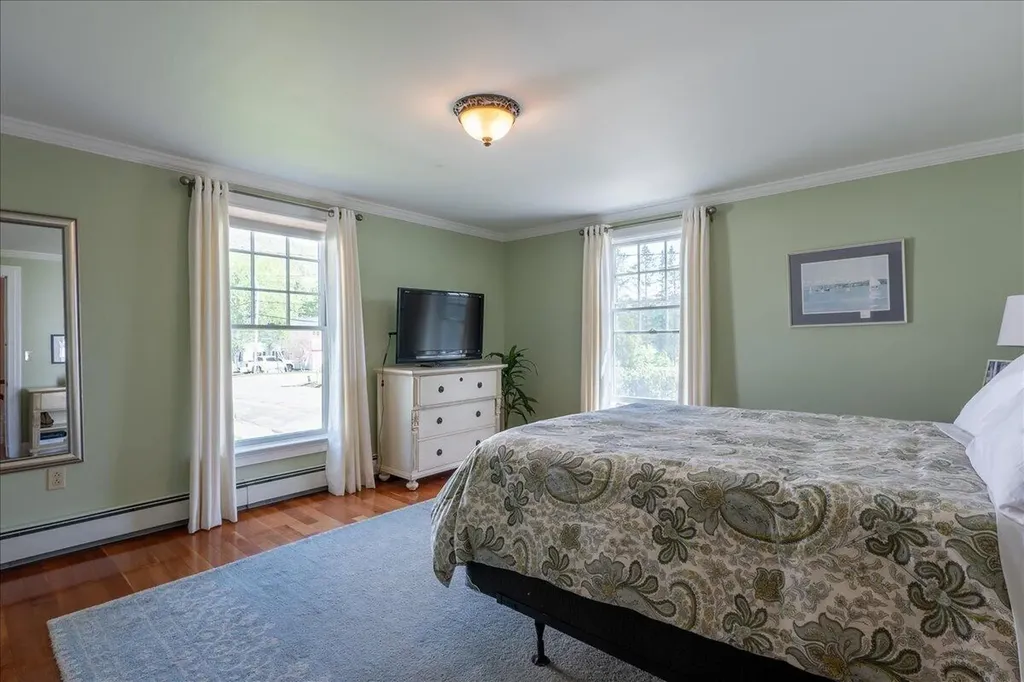 6 Mountain Street Camden ME 04843