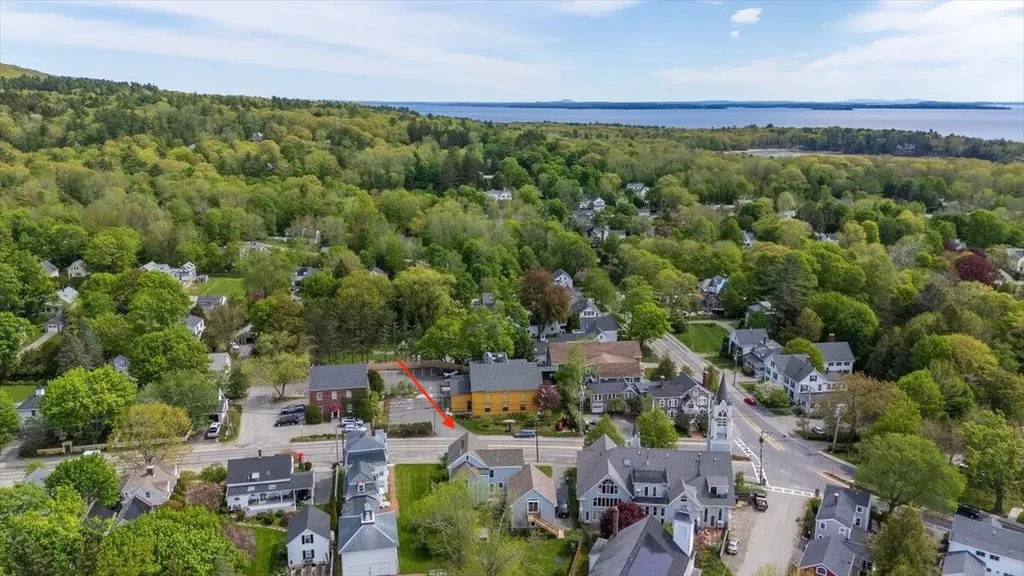 6 Mountain Street Camden ME 04843