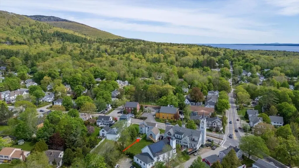 6 Mountain Street Camden ME 04843