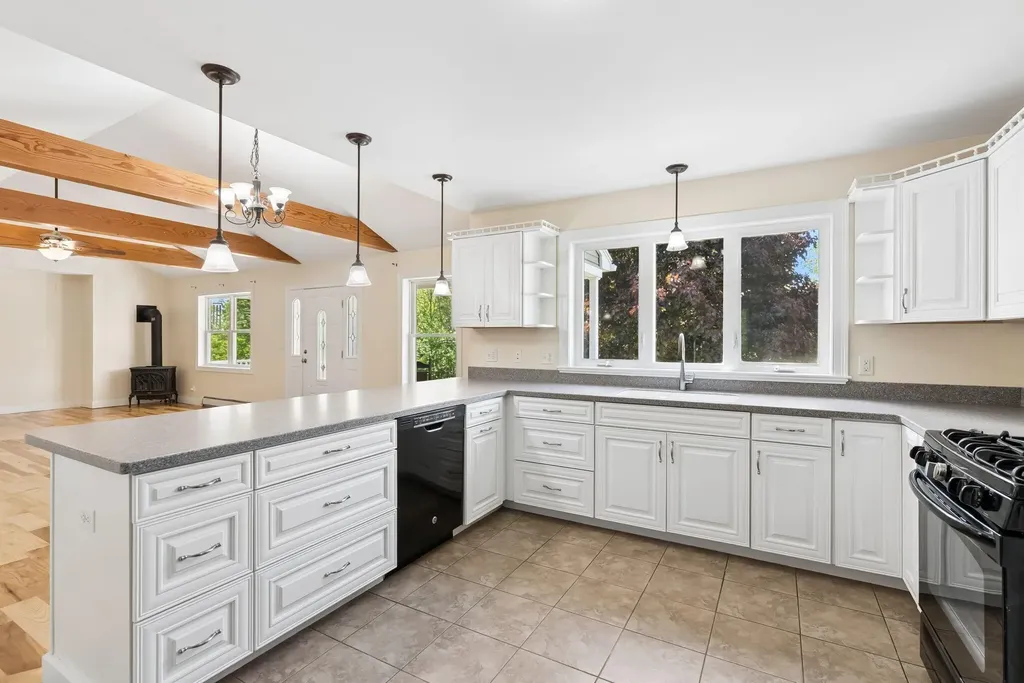 81 Swett Road Windham ME 04062