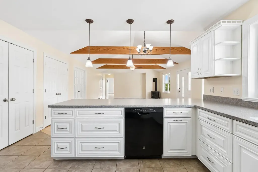 81 Swett Road Windham ME 04062