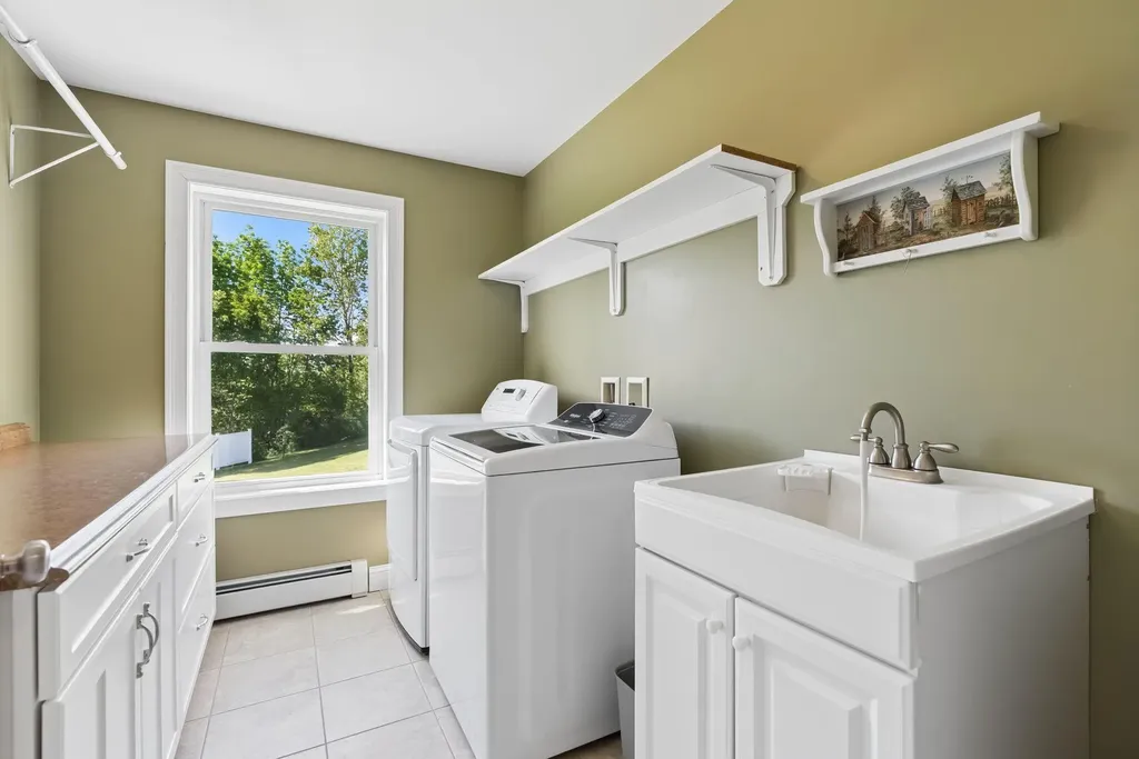 81 Swett Road Windham ME 04062