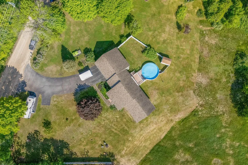 81 Swett Road Windham ME 04062