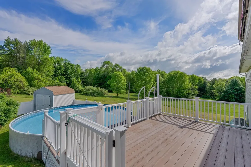 81 Swett Road Windham ME 04062