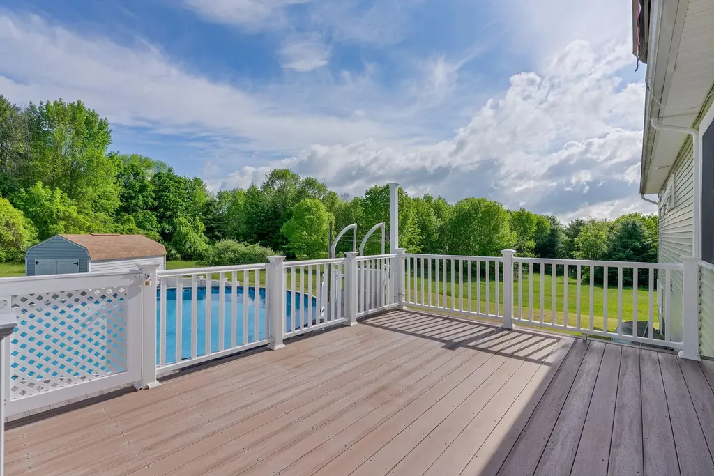 81 Swett Road Windham ME 04062