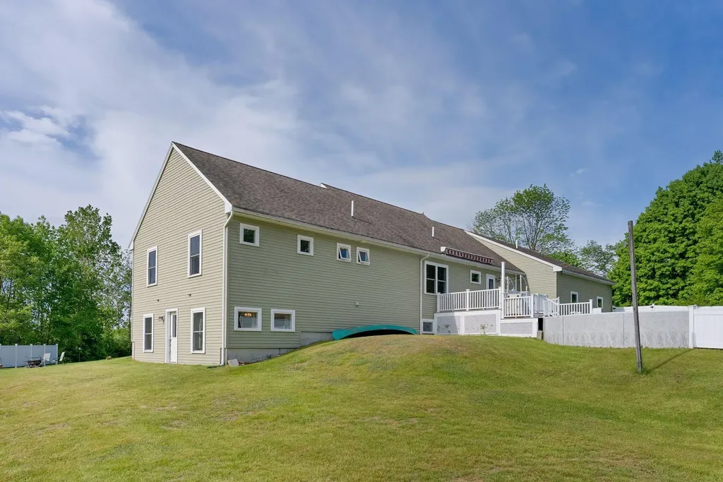 81 Swett Road Windham ME 04062
