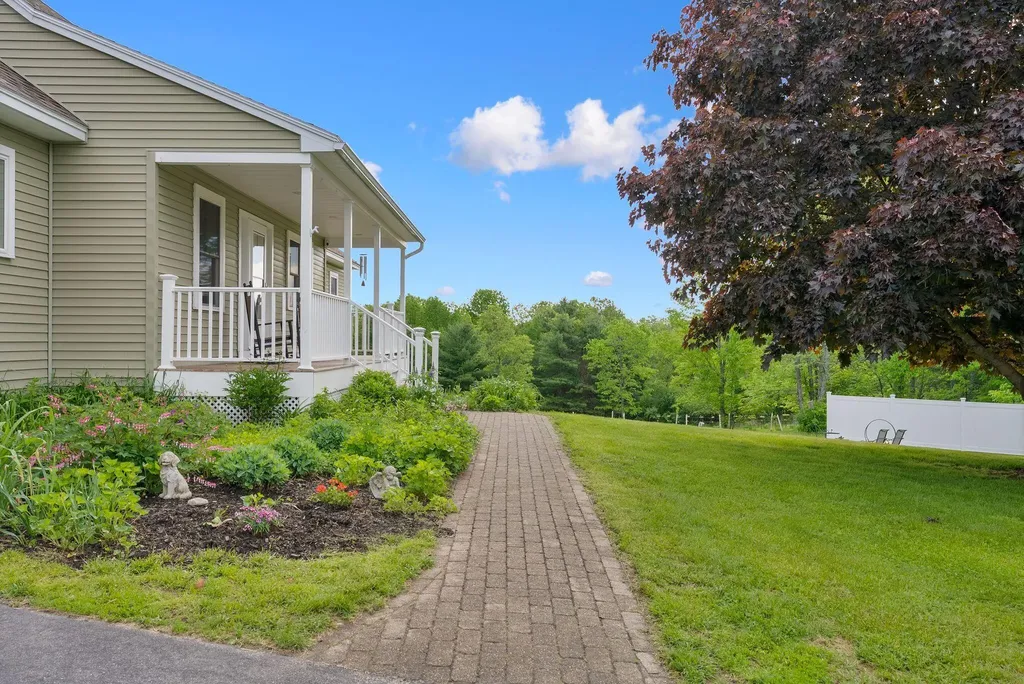 81 Swett Road Windham ME 04062