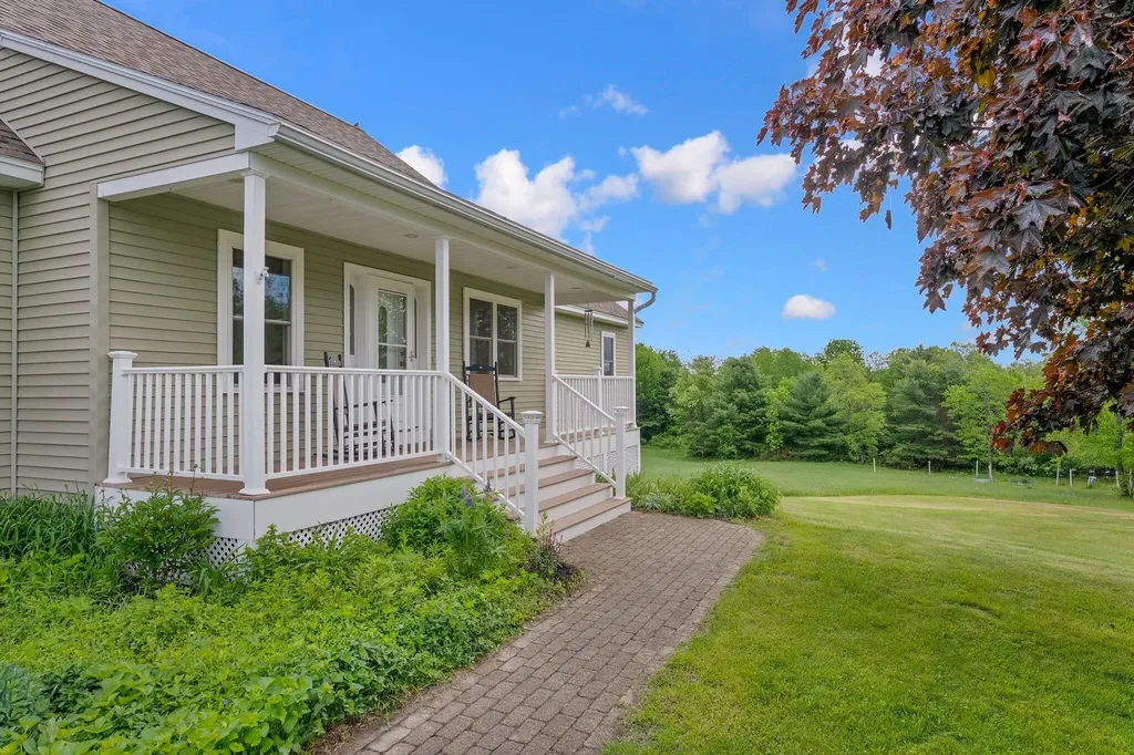 81 Swett Road Windham ME 04062