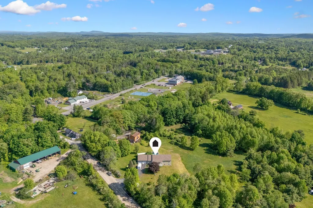 81 Swett Road Windham ME 04062