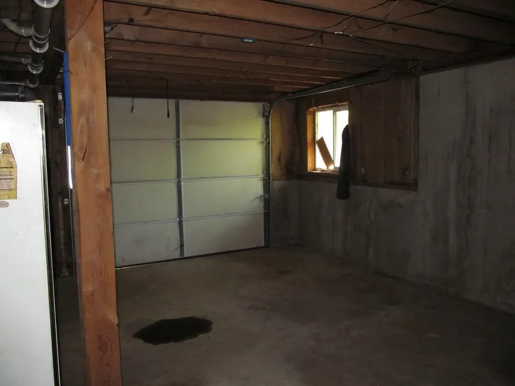475 Redding Road Sumner ME 04292