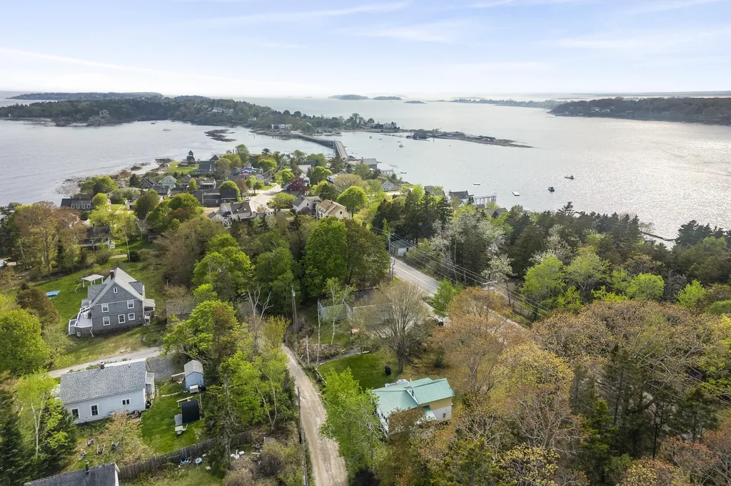 1841 Harpswell Islands Road Harpswell ME 04066