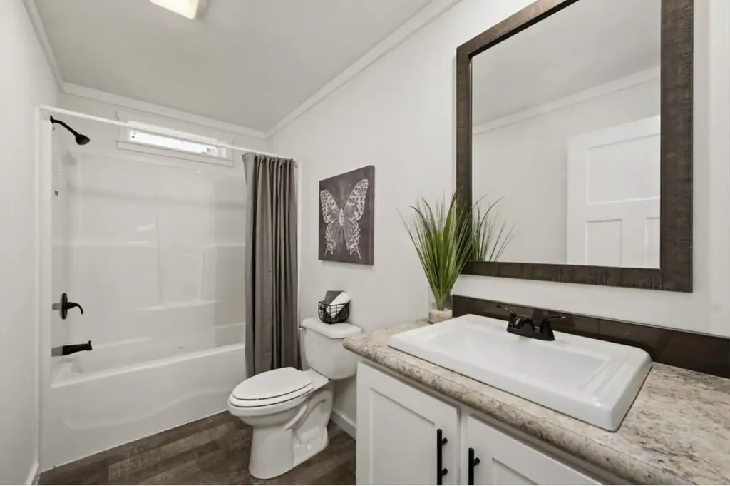 02-128 Ridge Road Windsor ME 04363