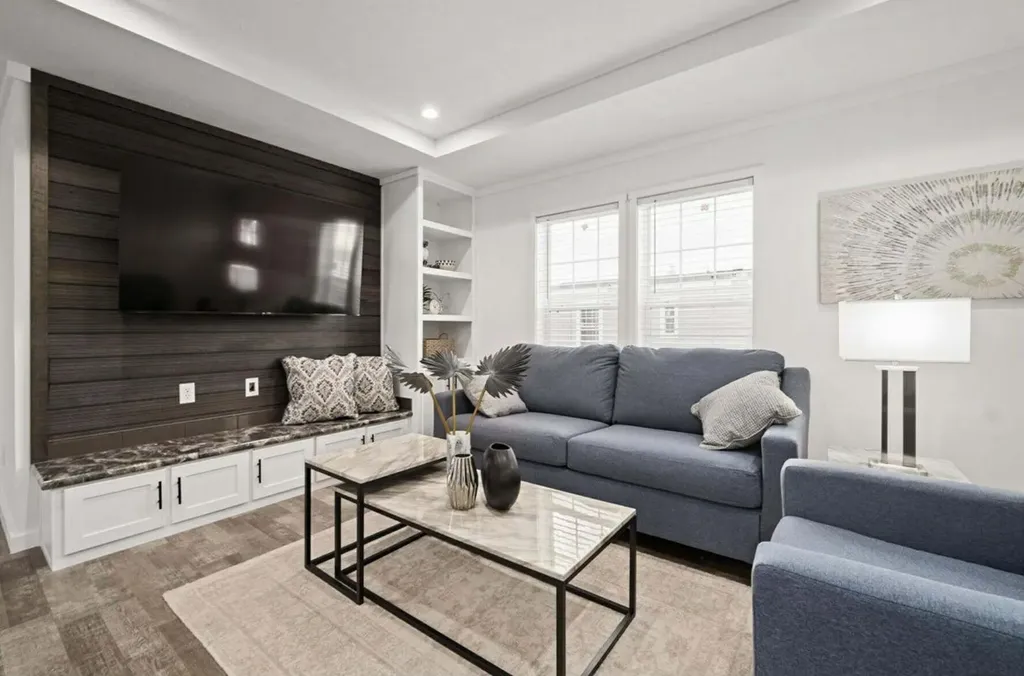 02-128 Ridge Road Windsor ME 04363
