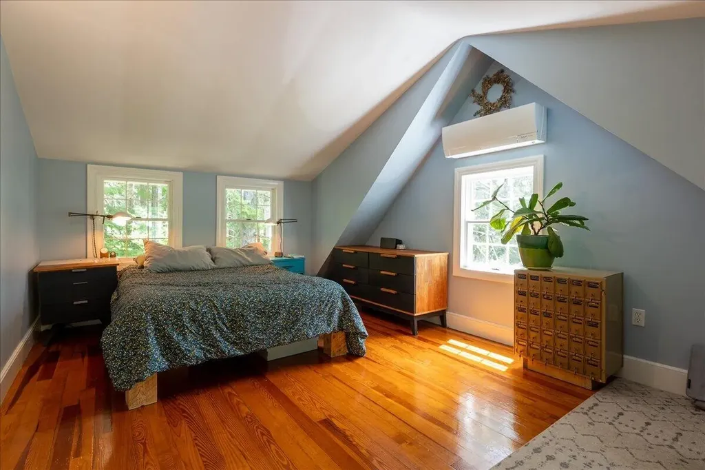 4 Stone Drive Northport ME 04849