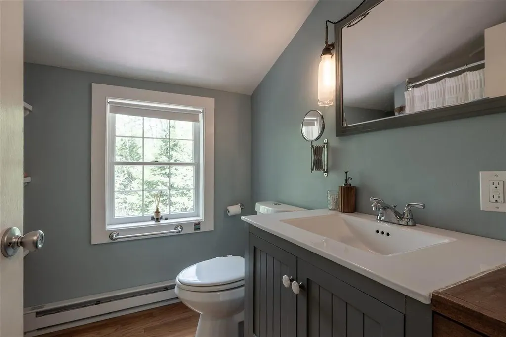 4 Stone Drive Northport ME 04849
