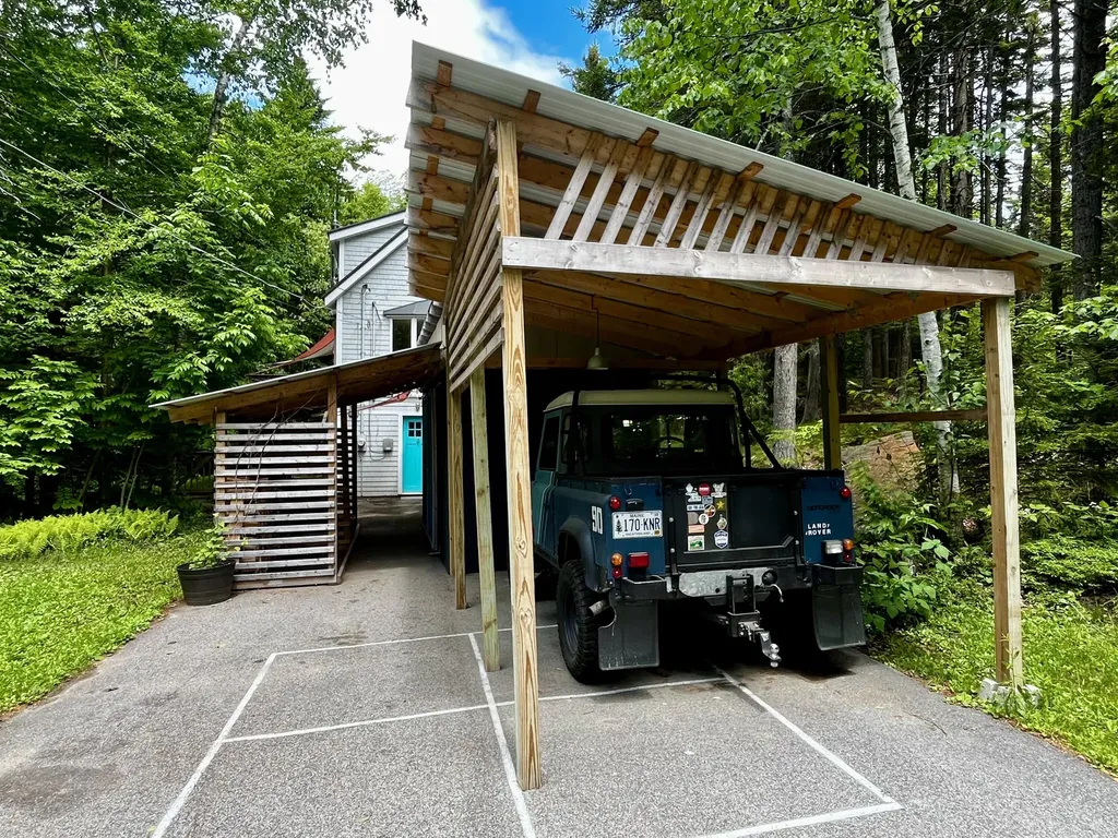 4 Stone Drive Northport ME 04849