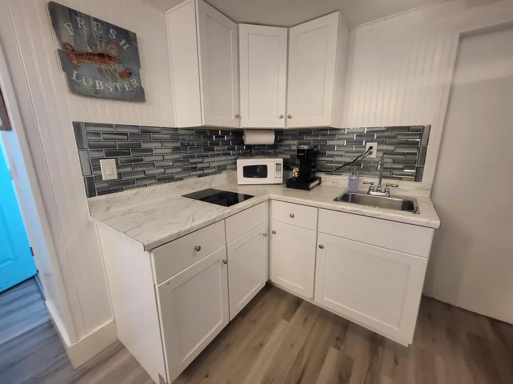 70 E Grand Avenue Old Orchard Beach ME 04064