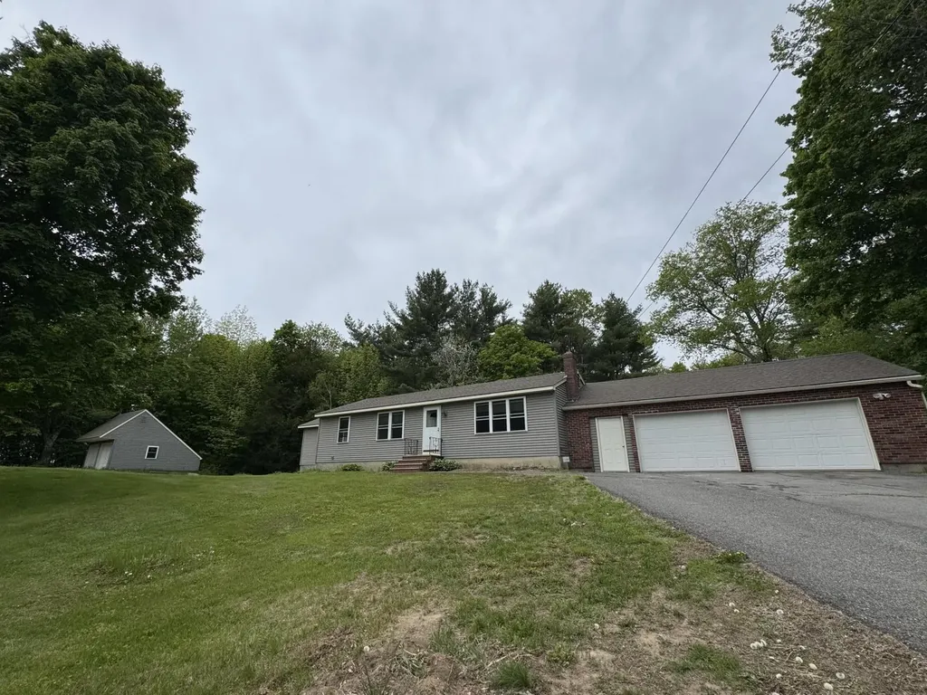 286 Notch Road Skowhegan ME 04976