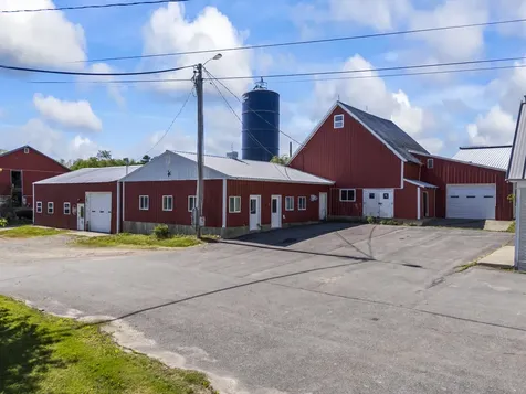37 Mclaughlin Road Wilton ME 04294