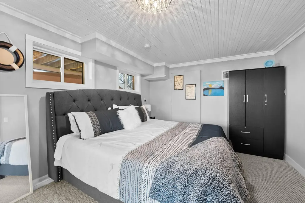 20 Partridge Way Naples ME 04055