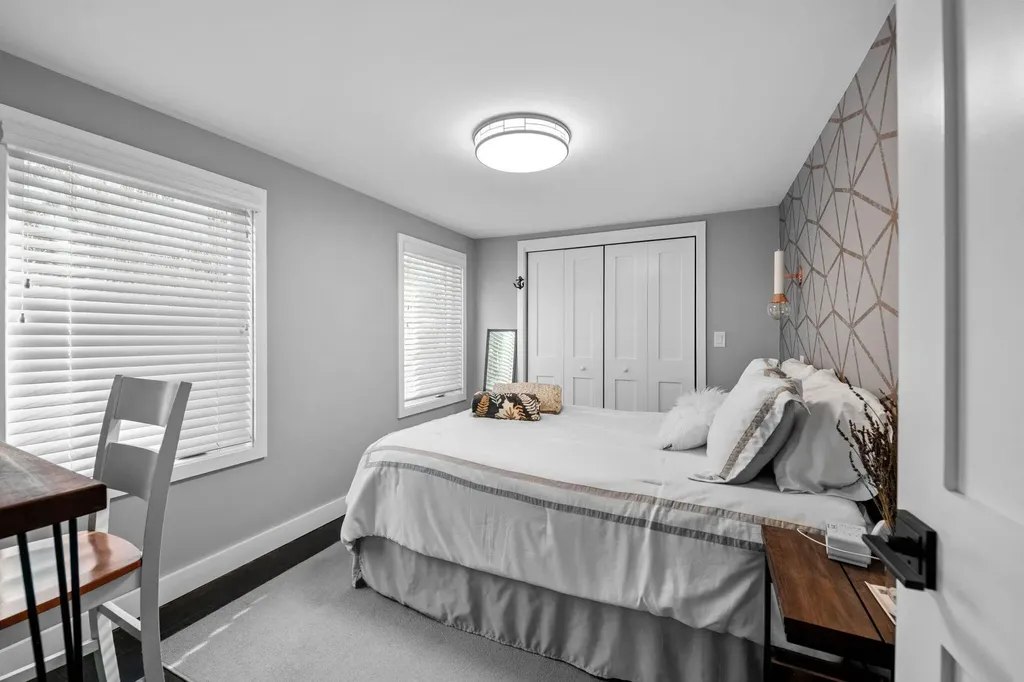20 Partridge Way Naples ME 04055