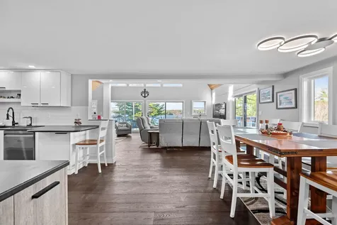 20 Partridge Way Naples ME 04055