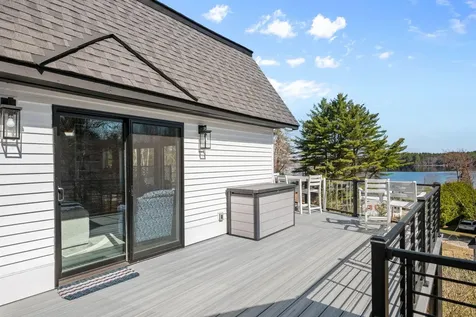 20 Partridge Way Naples ME 04055