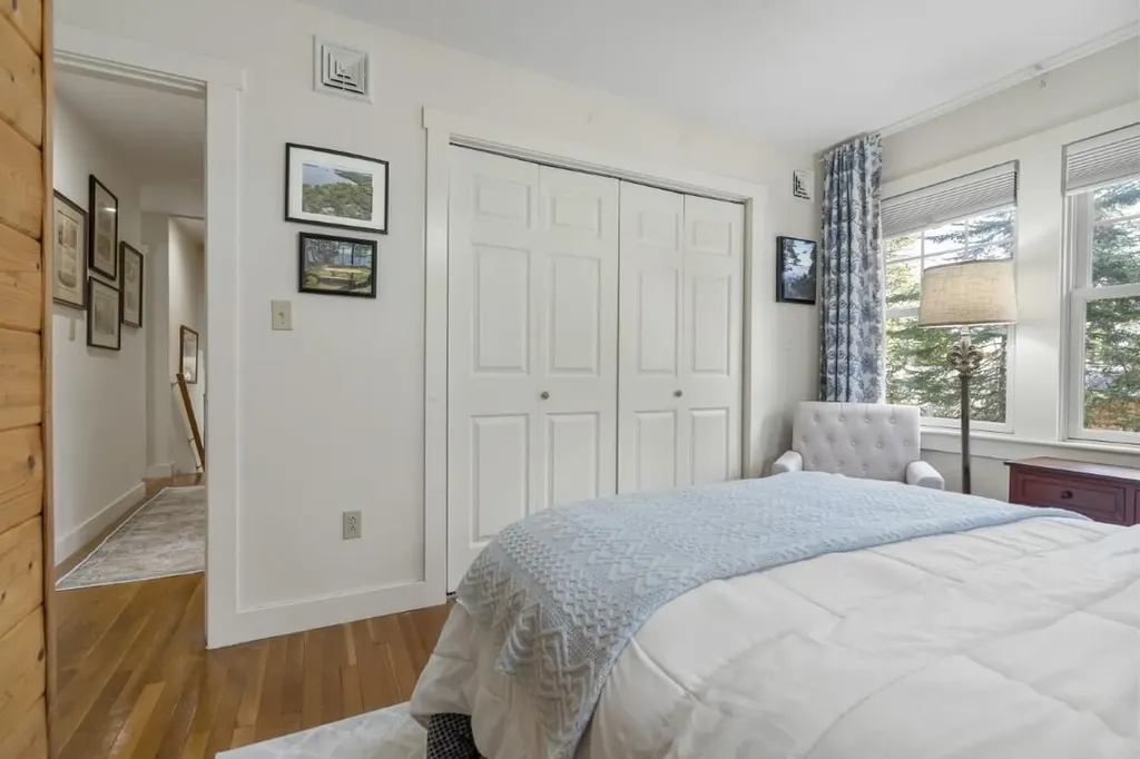 97 Presley Drive Boothbay ME 04544