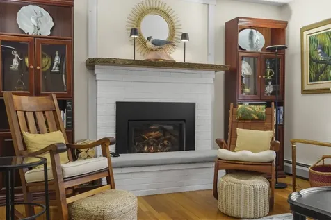 97 Presley Drive Boothbay ME 04544