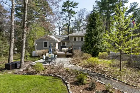 97 Presley Drive Boothbay ME 04544